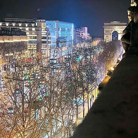 Plaza Champs Elysess فندق